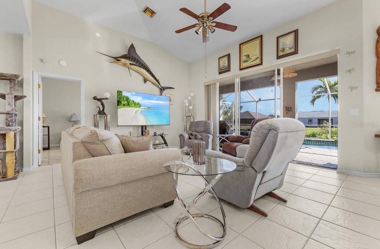 1103 SW 8TH CT, CAPE CORAL, FL, 33991