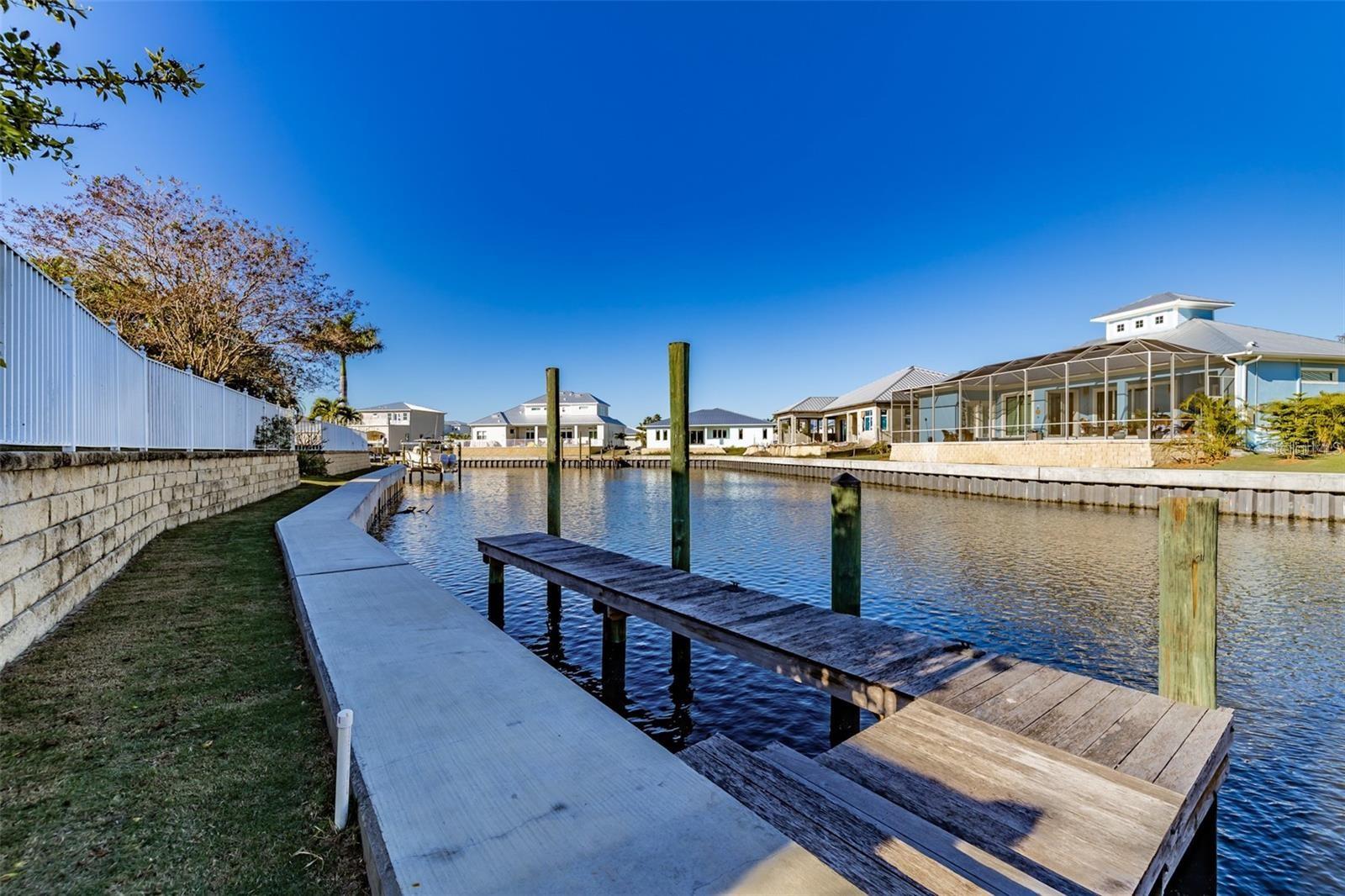 625 MIRABAY BLVD, APOLLO BEACH, FL, 33572