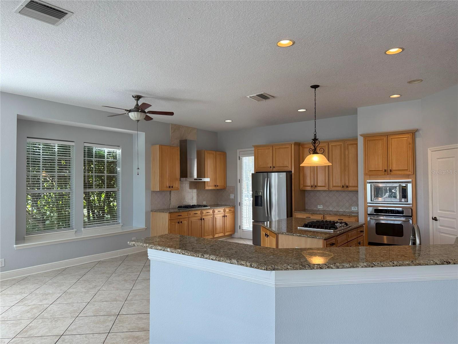 625 MIRABAY BLVD, APOLLO BEACH, FL, 33572