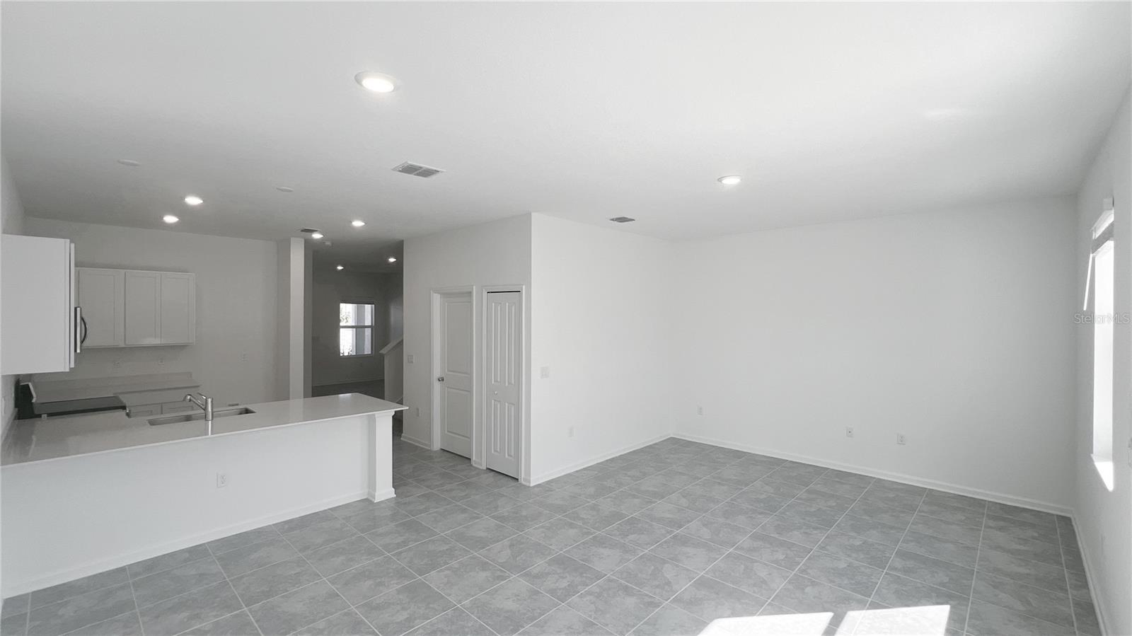 2562 SKYLINE LOOP, KISSIMMEE, FL, 34758