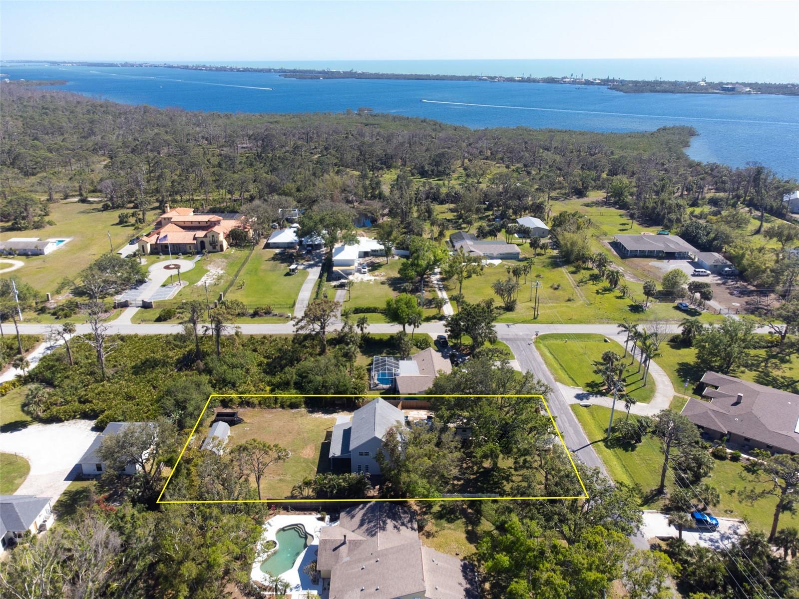 1104 LARCHMONT DR, ENGLEWOOD, FL, 34223