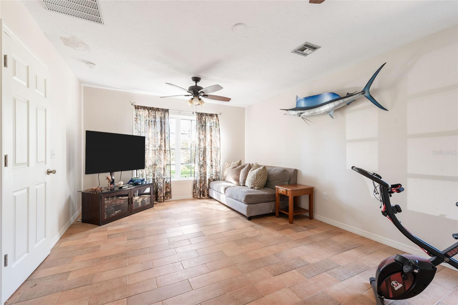 1104 LARCHMONT DR, ENGLEWOOD, FL, 34223