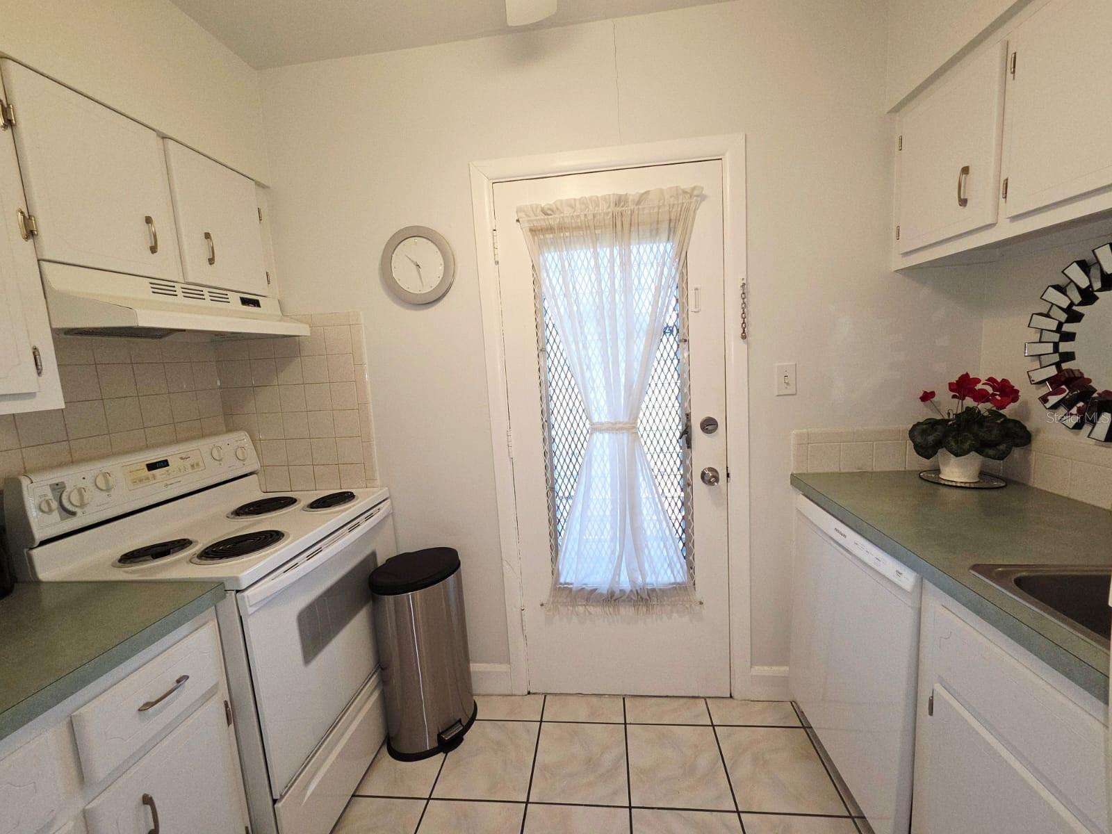 1600 W LAKE PARKER DR #D5, LAKELAND, FL, 33805