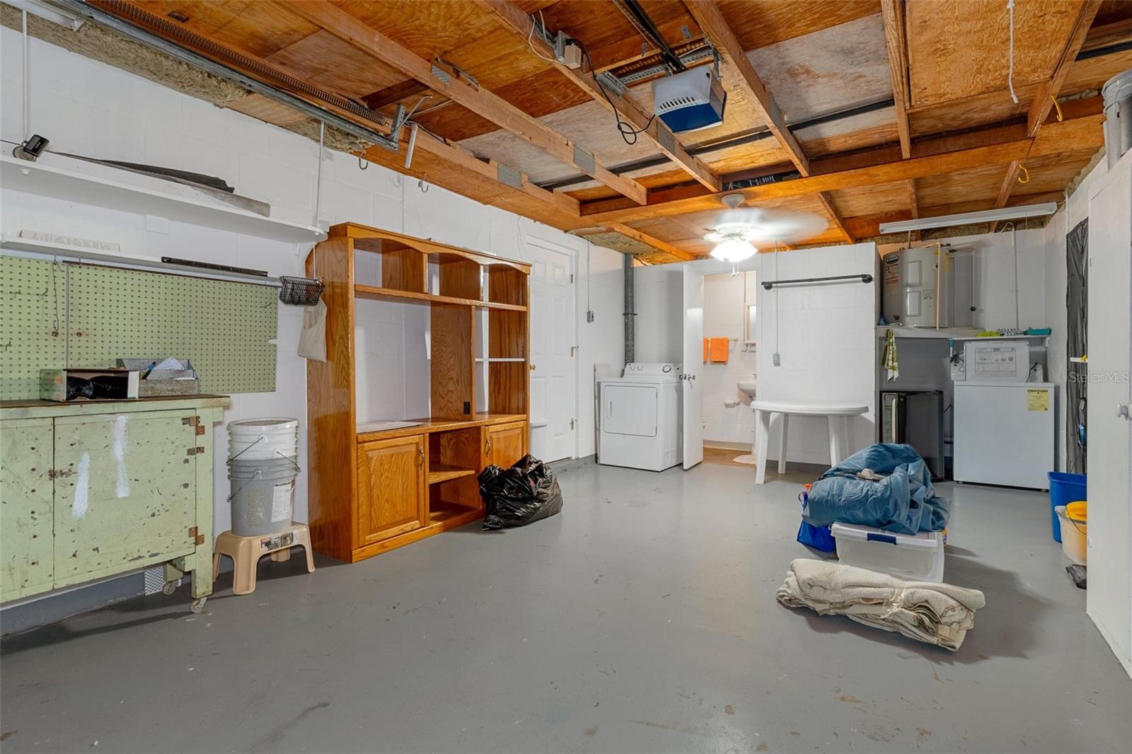 8205 MILL CREEK LN, HUDSON, FL, 34667