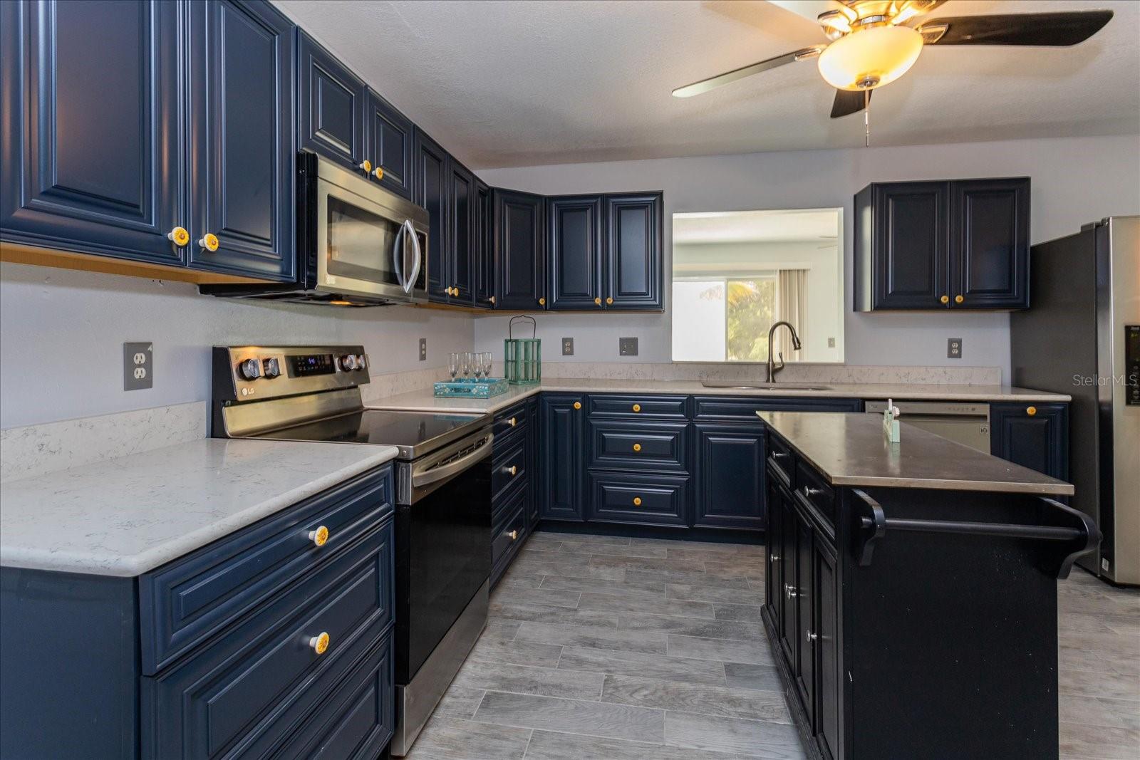 205 NE COUNTRY LANE #205, WINTER HAVEN, FL, 33881