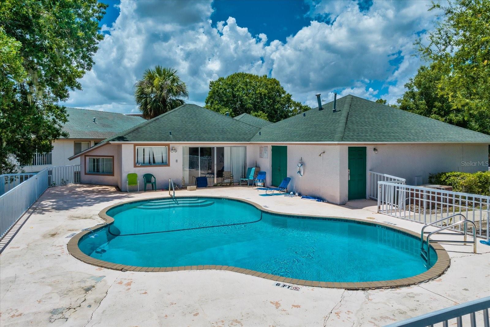 205 NE COUNTRY LANE #205, WINTER HAVEN, FL, 33881