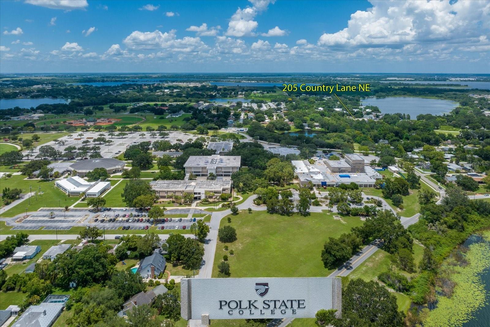 205 NE COUNTRY LANE #205, WINTER HAVEN, FL, 33881