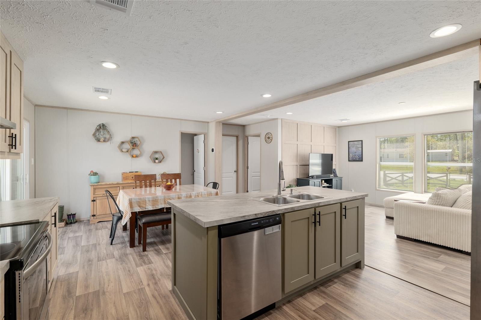 3055 SW 166TH COURT RD, OCALA, FL, 34481
