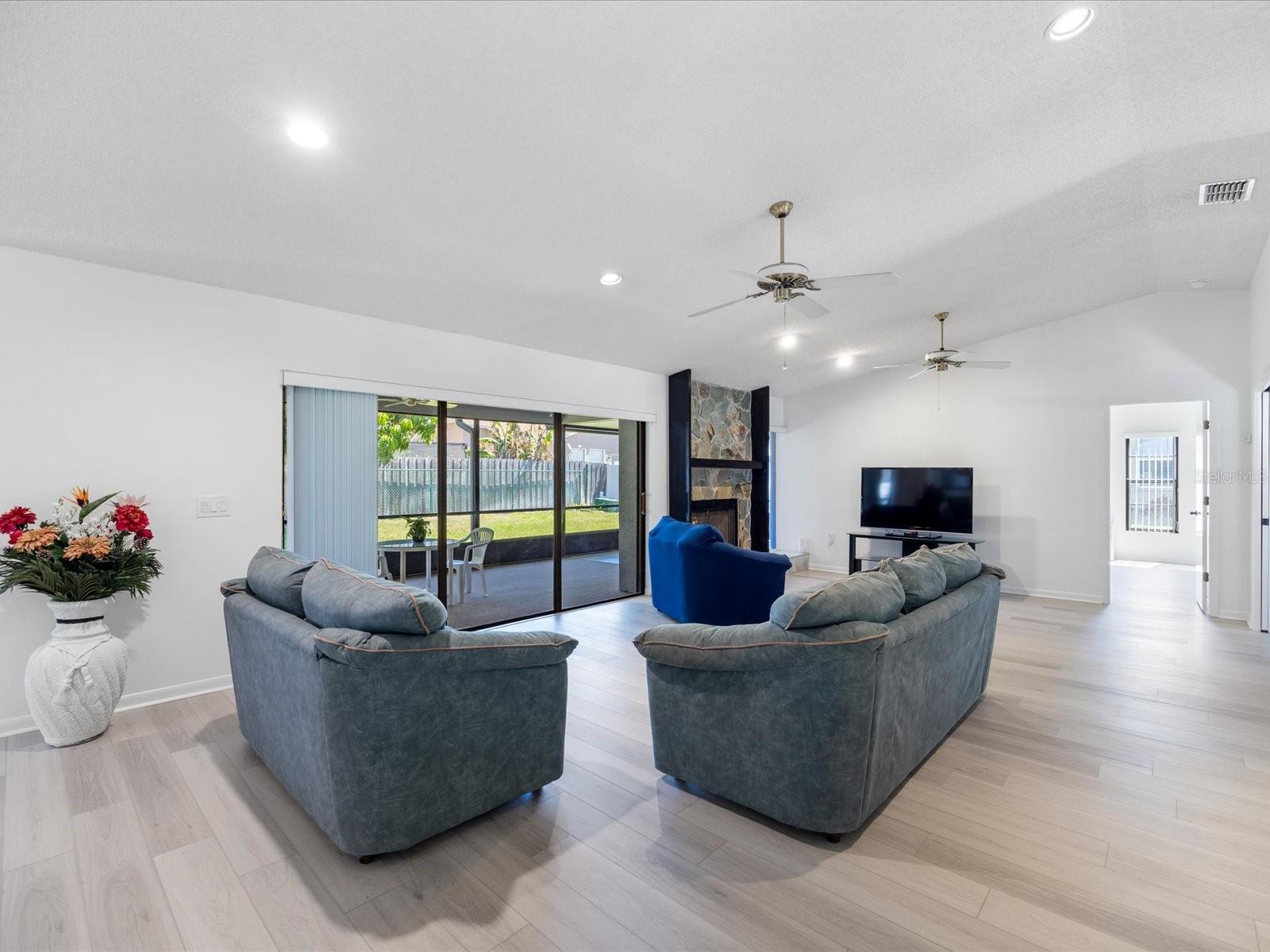 2642 BELLHURST DR, DUNEDIN, FL, 34698