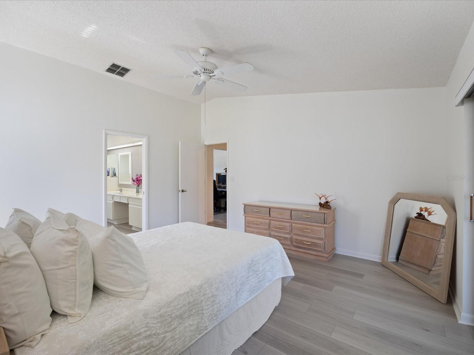 2642 BELLHURST DR, DUNEDIN, FL, 34698