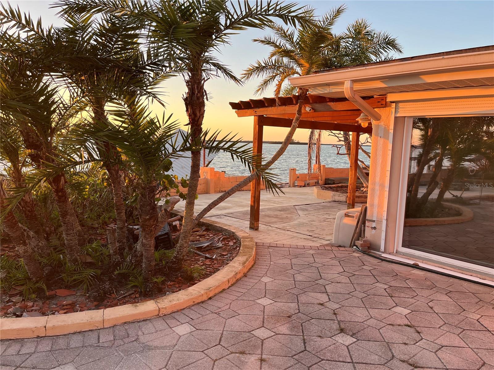 1844 VENETIAN POINT DR, CLEARWATER, FL, 33755