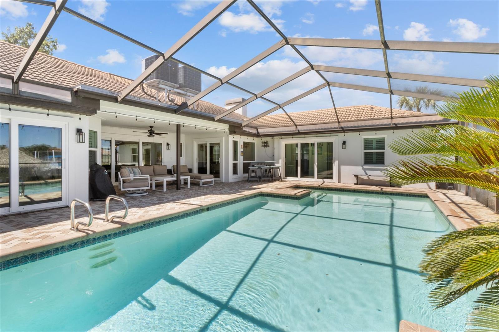 4635 ALISA CIR NE, ST PETERSBURG, FL, 33703