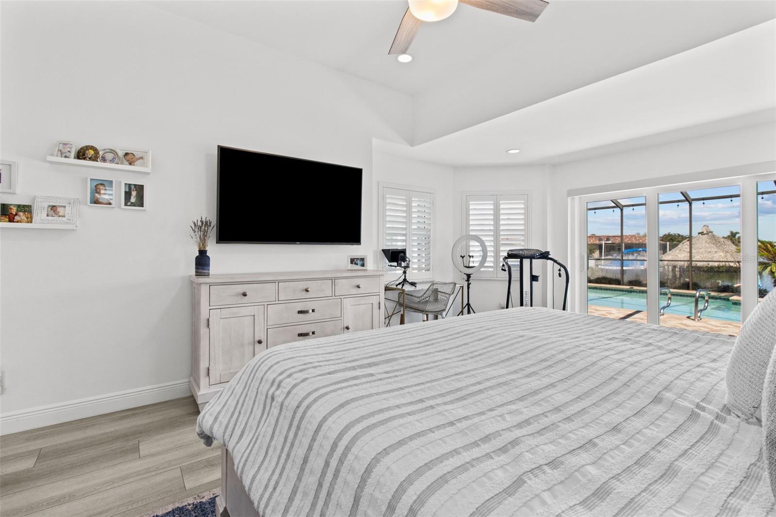 4635 ALISA CIR NE, ST PETERSBURG, FL, 33703
