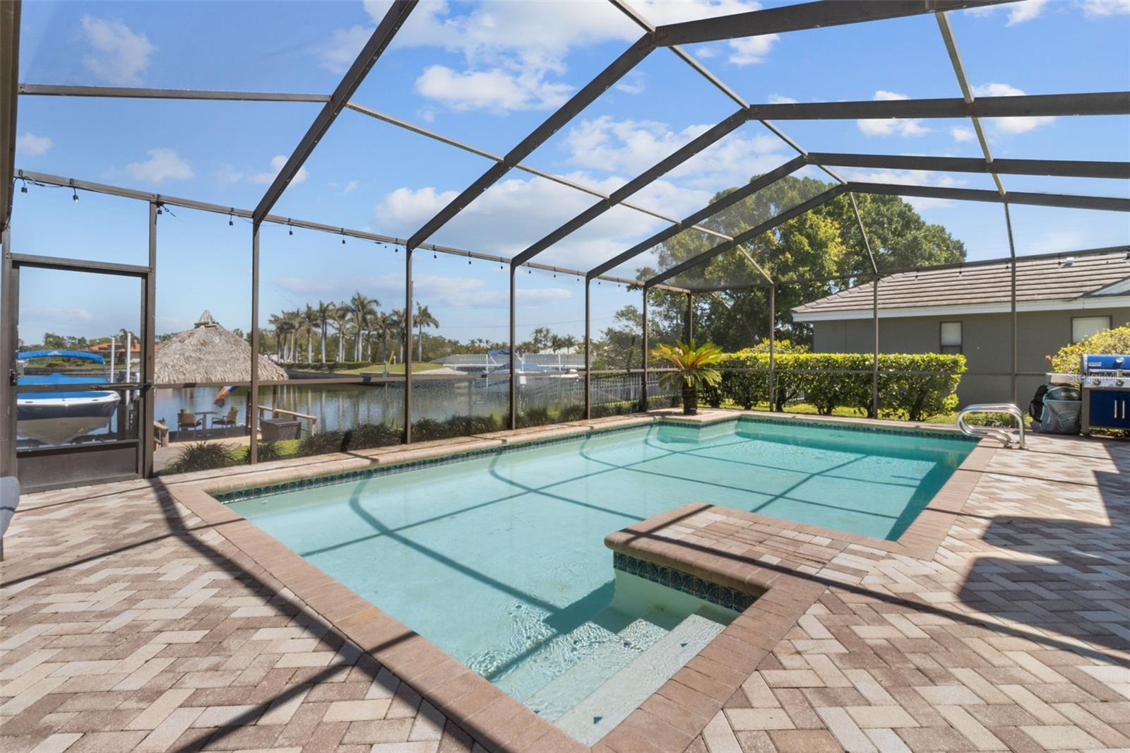 4635 ALISA CIR NE, ST PETERSBURG, FL, 33703