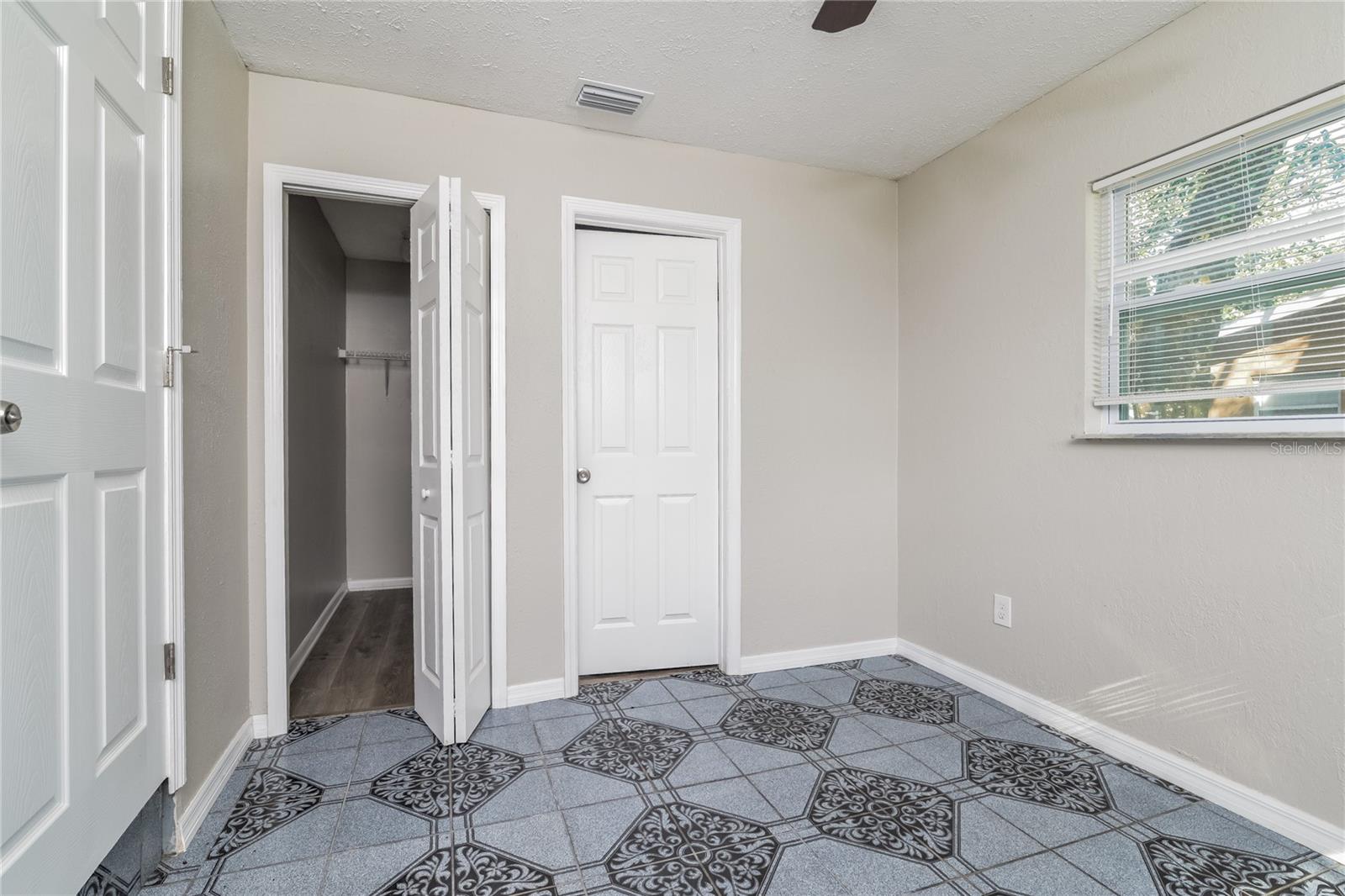 3 E SANDPIPER ST, APOPKA, FL, 32712