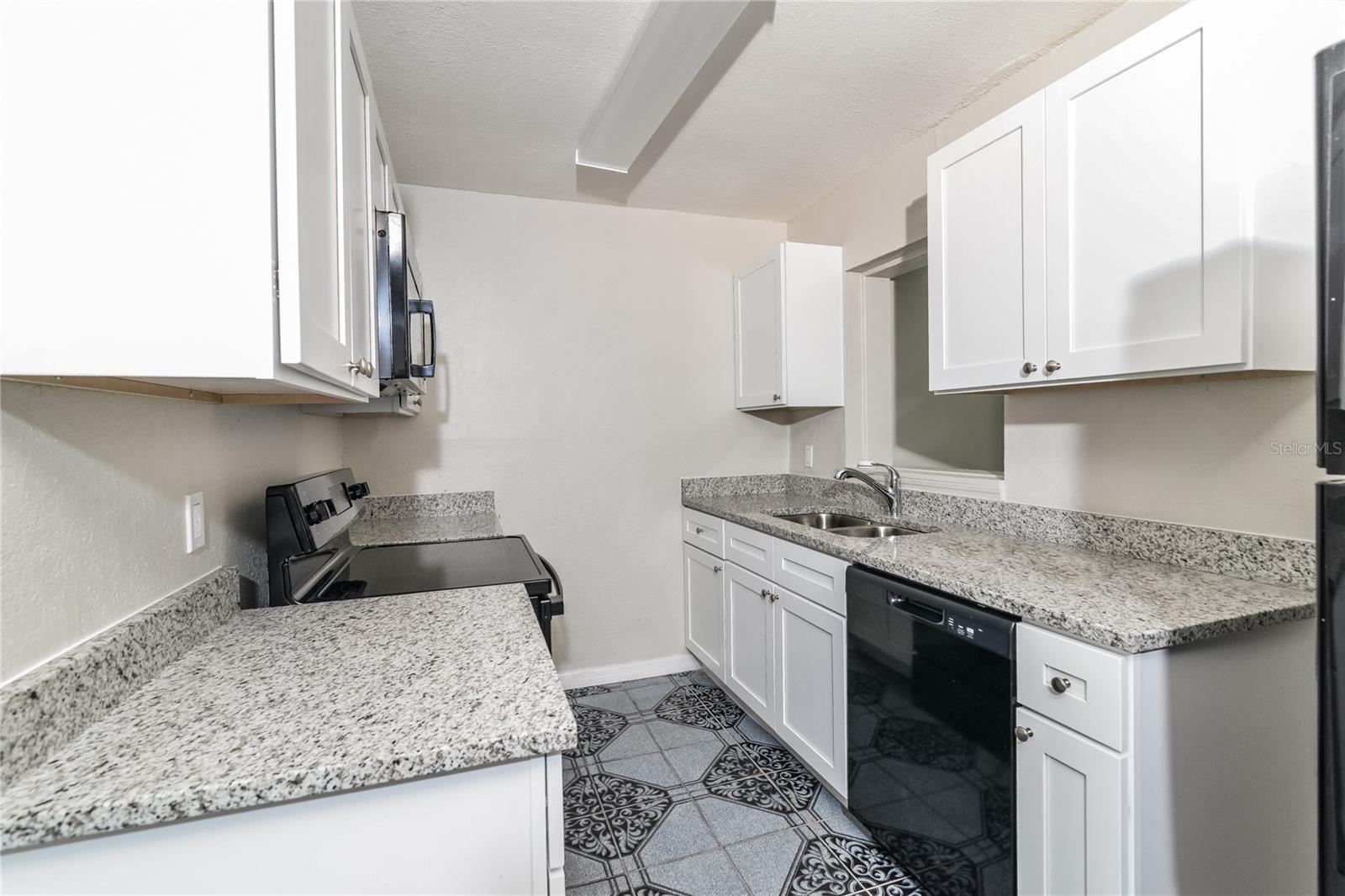 3 E SANDPIPER ST, APOPKA, FL, 32712