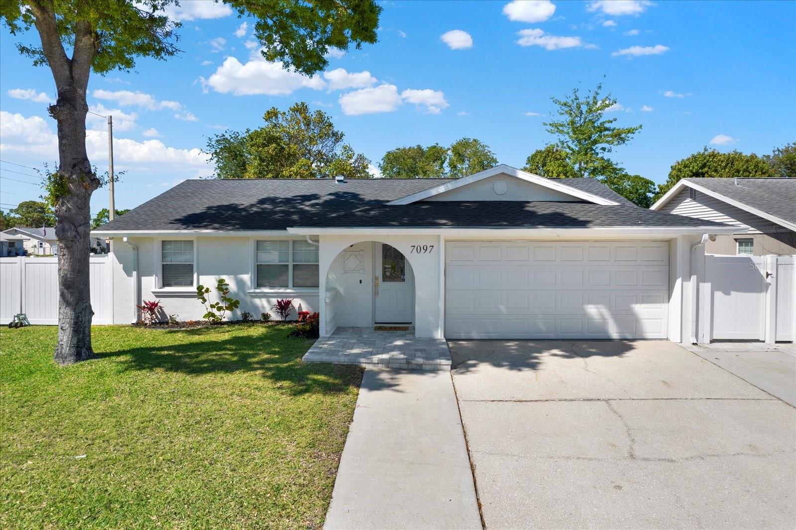 7097 ABERFELDY AVE N, ST PETERSBURG, FL, 33709