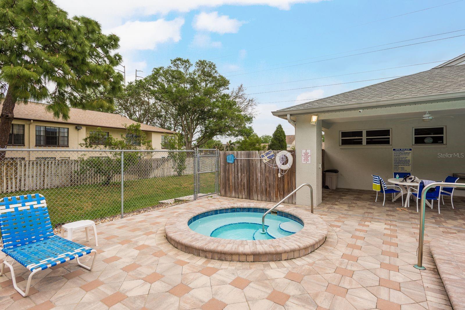 3056 PEPPERWOOD LN W, CLEARWATER, FL, 33761
