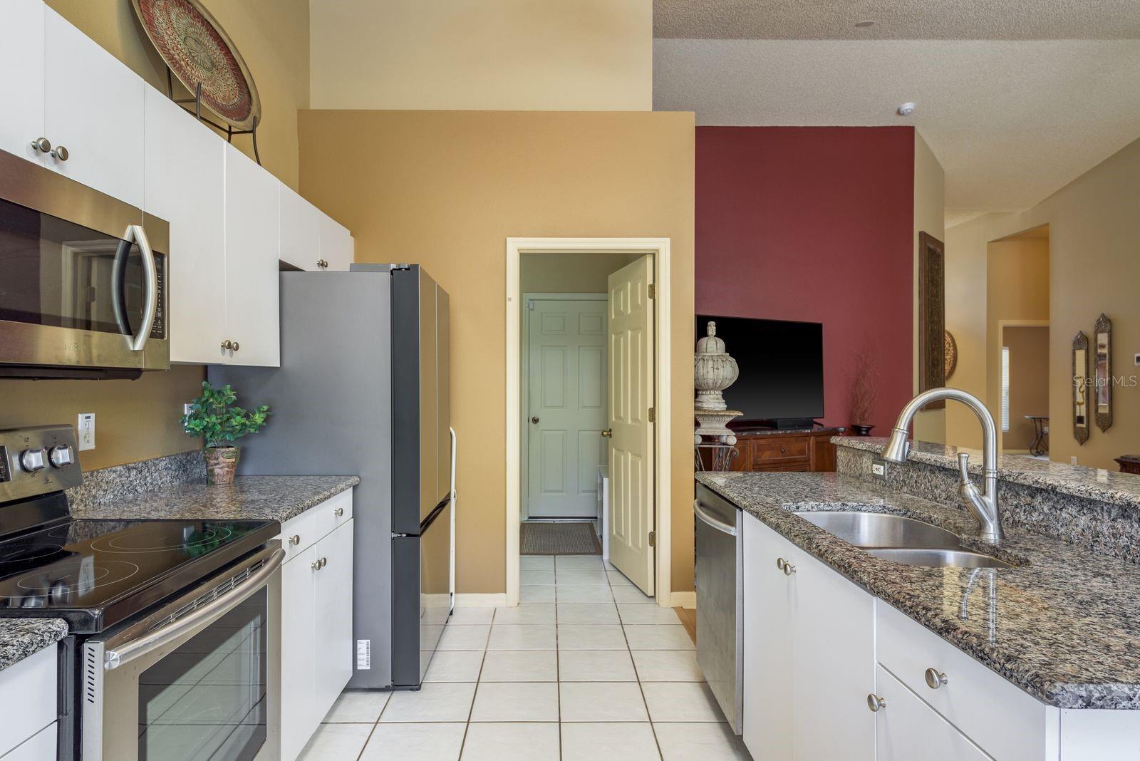 3056 PEPPERWOOD LN W, CLEARWATER, FL, 33761