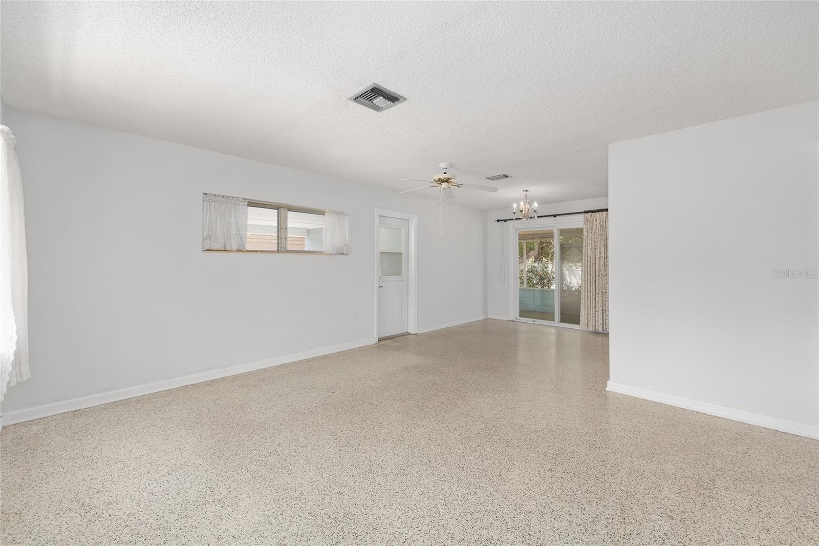 904 HASELTON ST, EUSTIS, FL, 32726