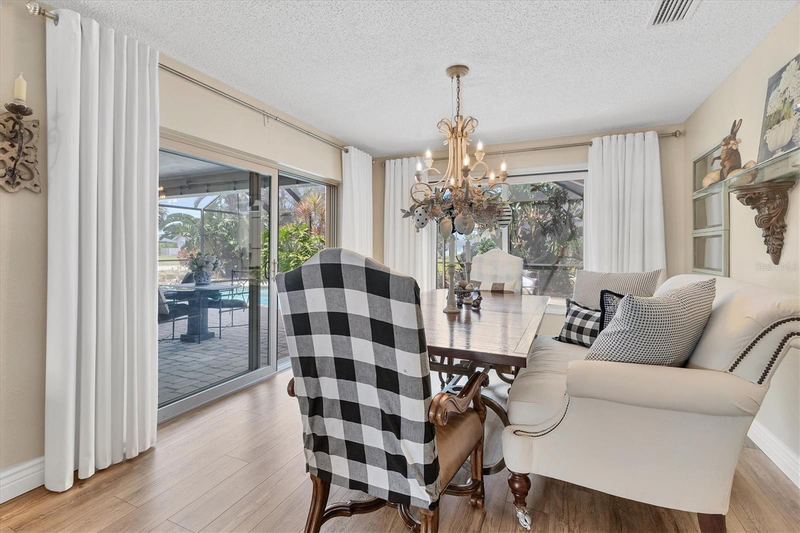 6820 19TH AVE W, BRADENTON, FL, 34209