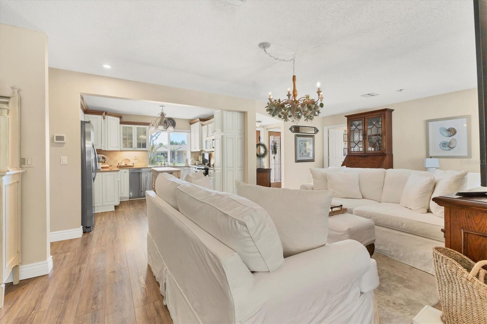 6820 19TH AVE W, BRADENTON, FL, 34209