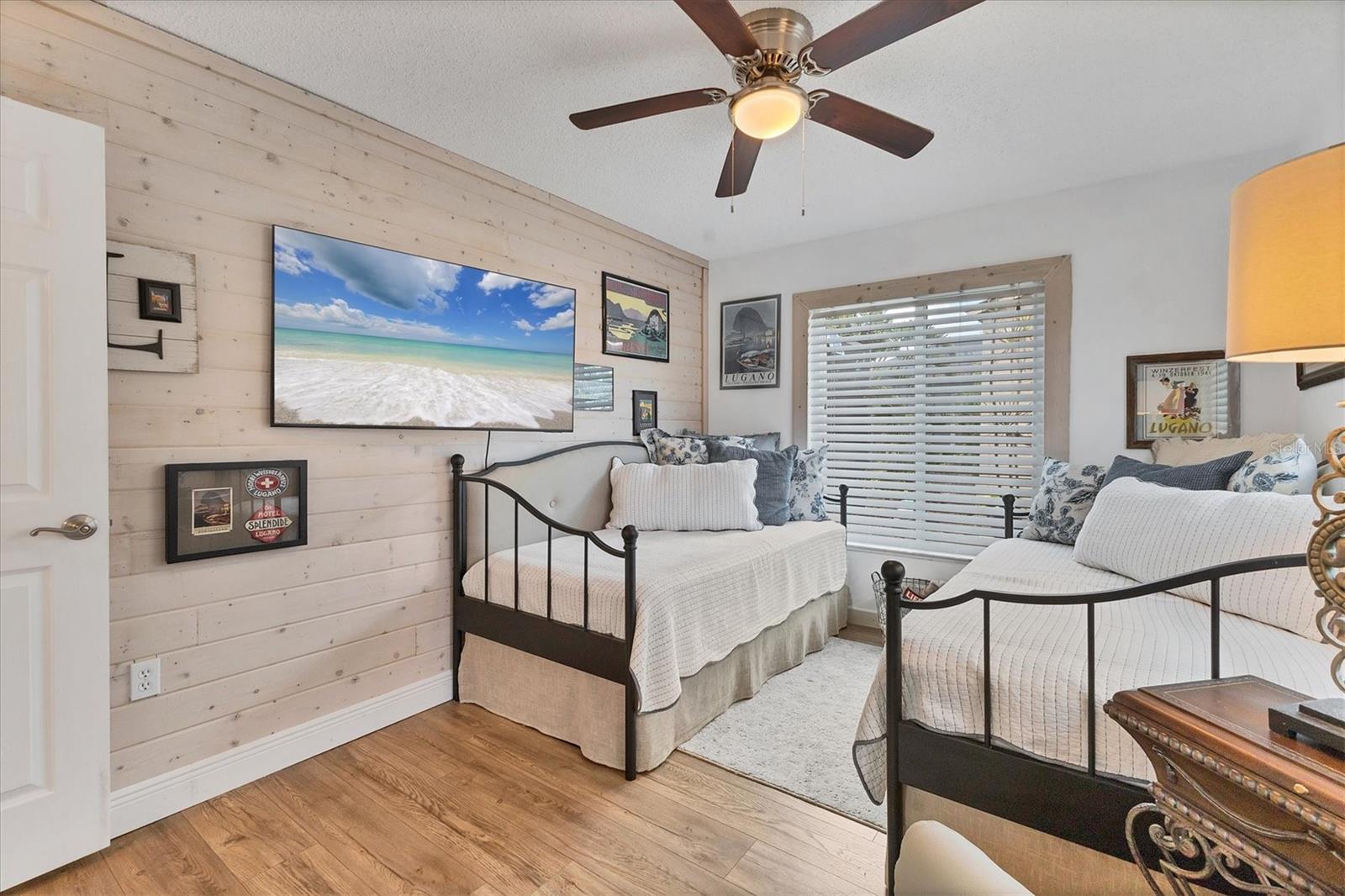 6820 19TH AVE W, BRADENTON, FL, 34209