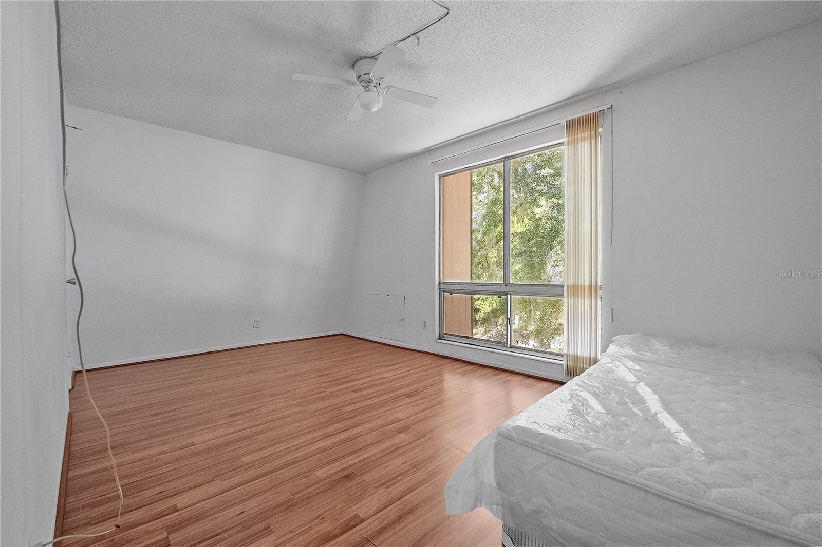 1700 SW 16TH CT #J24, GAINESVILLE, FL, 32608