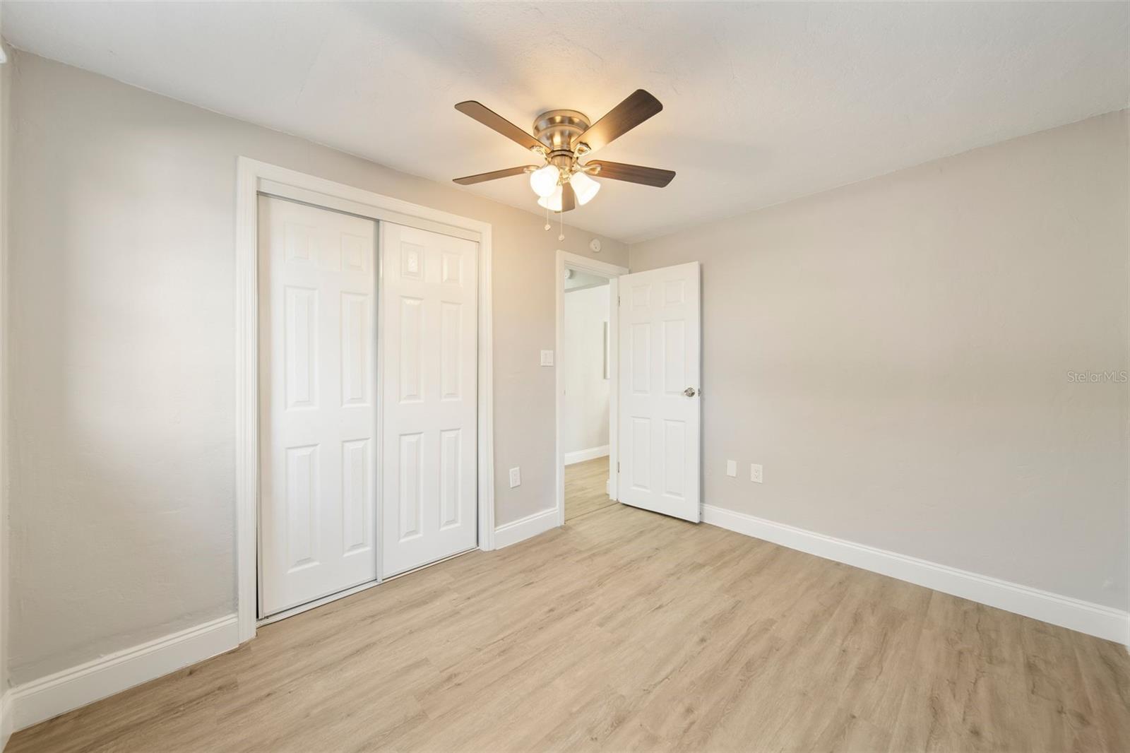 1321 CLOVERLAWN AVE, ORLANDO, FL, 32806