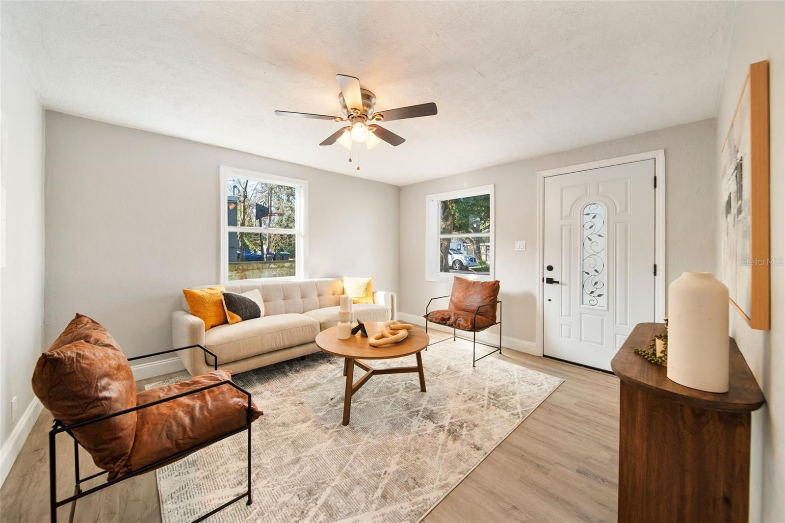 1321 CLOVERLAWN AVE, ORLANDO, FL, 32806