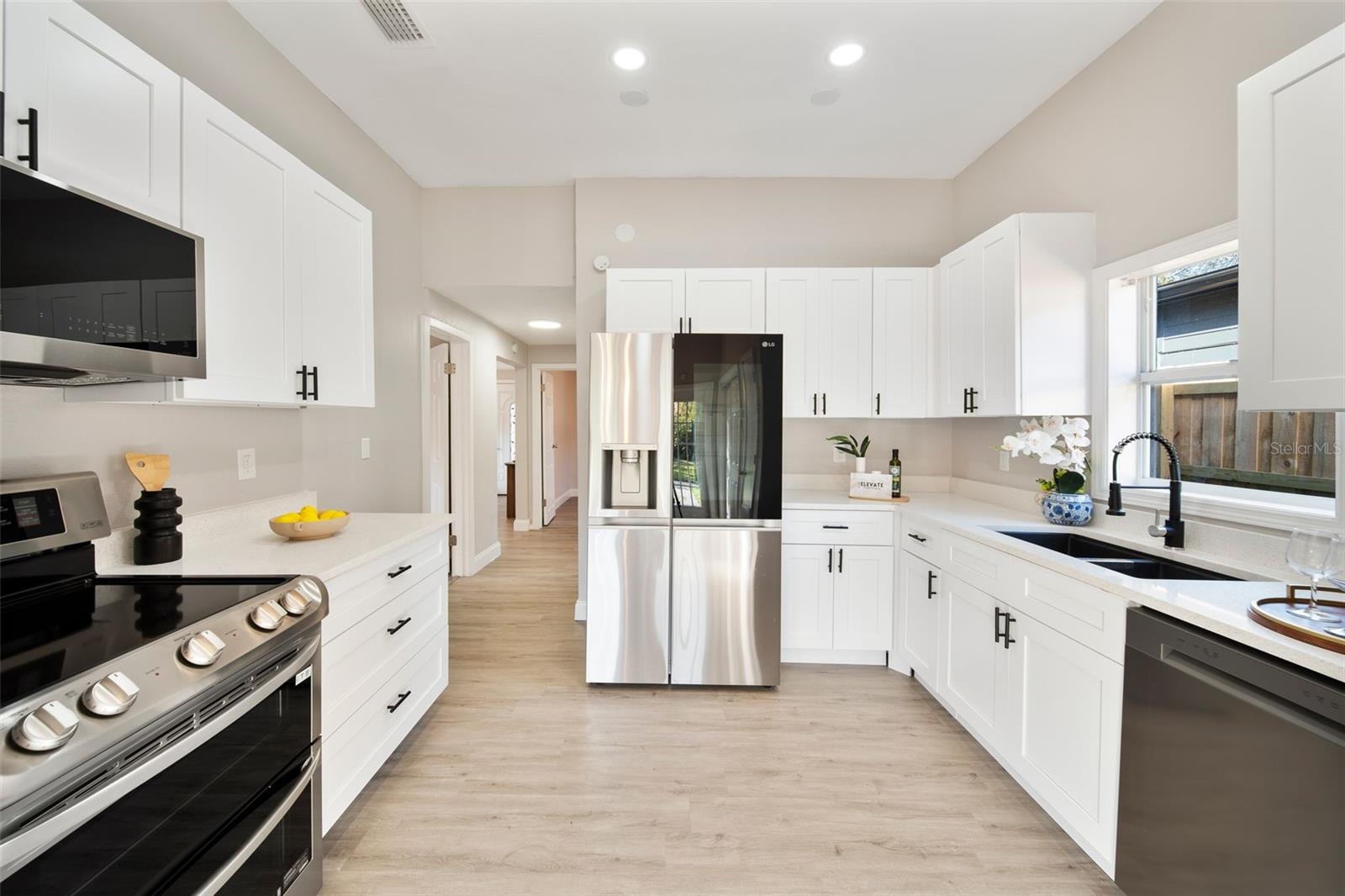 1321 CLOVERLAWN AVE, ORLANDO, FL, 32806