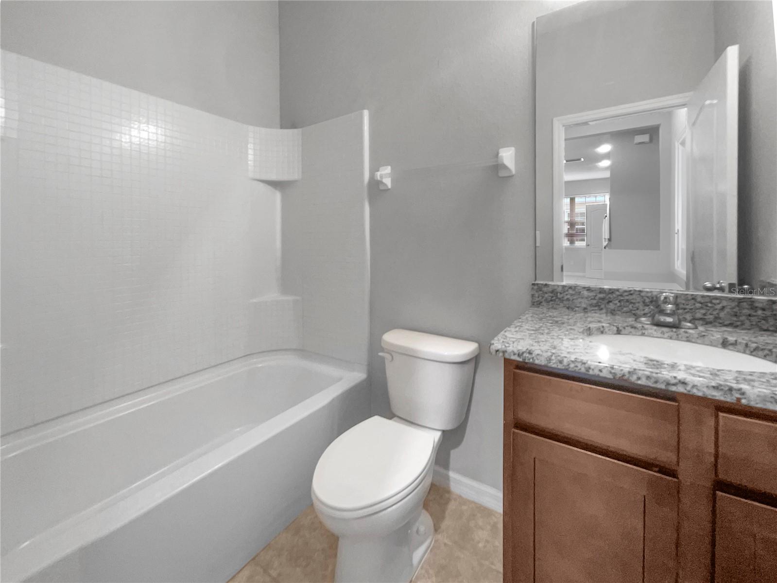 8110 ENCLAVE WAY #101, SARASOTA, FL, 34243