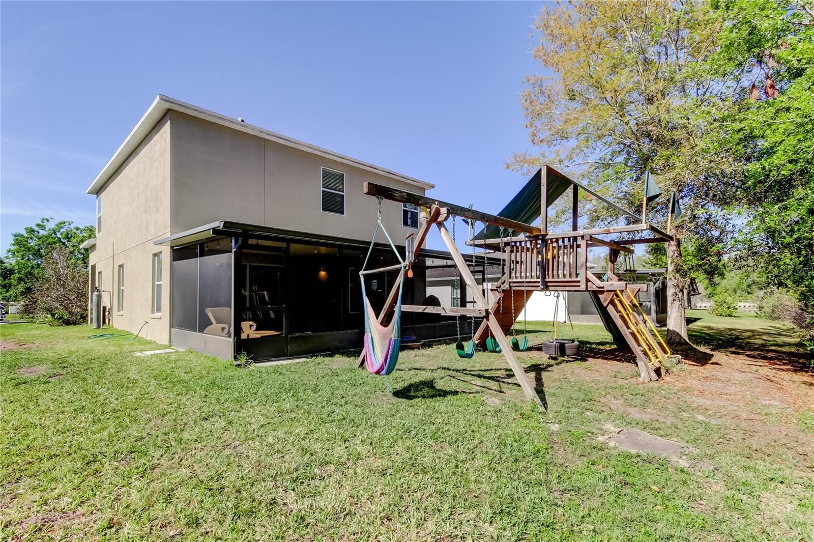 4250 WARWICK HILLS DR, WESLEY CHAPEL, FL, 33543