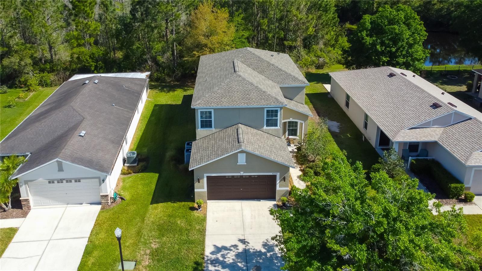 4250 WARWICK HILLS DR, WESLEY CHAPEL, FL, 33543