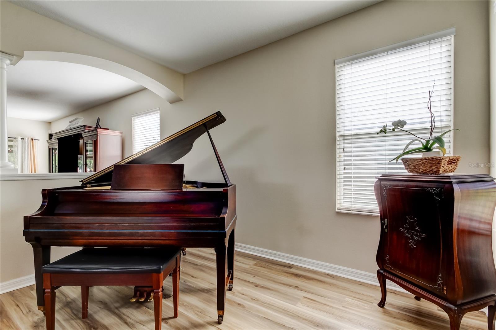 4250 WARWICK HILLS DR, WESLEY CHAPEL, FL, 33543