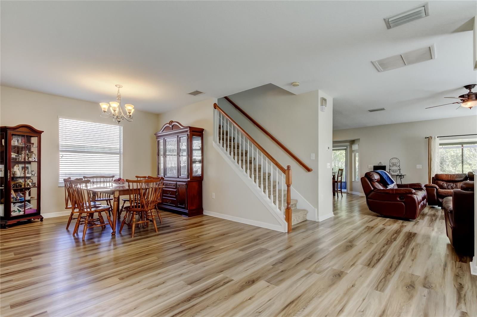 4250 WARWICK HILLS DR, WESLEY CHAPEL, FL, 33543