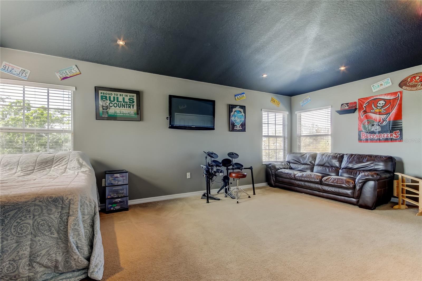 4250 WARWICK HILLS DR, WESLEY CHAPEL, FL, 33543