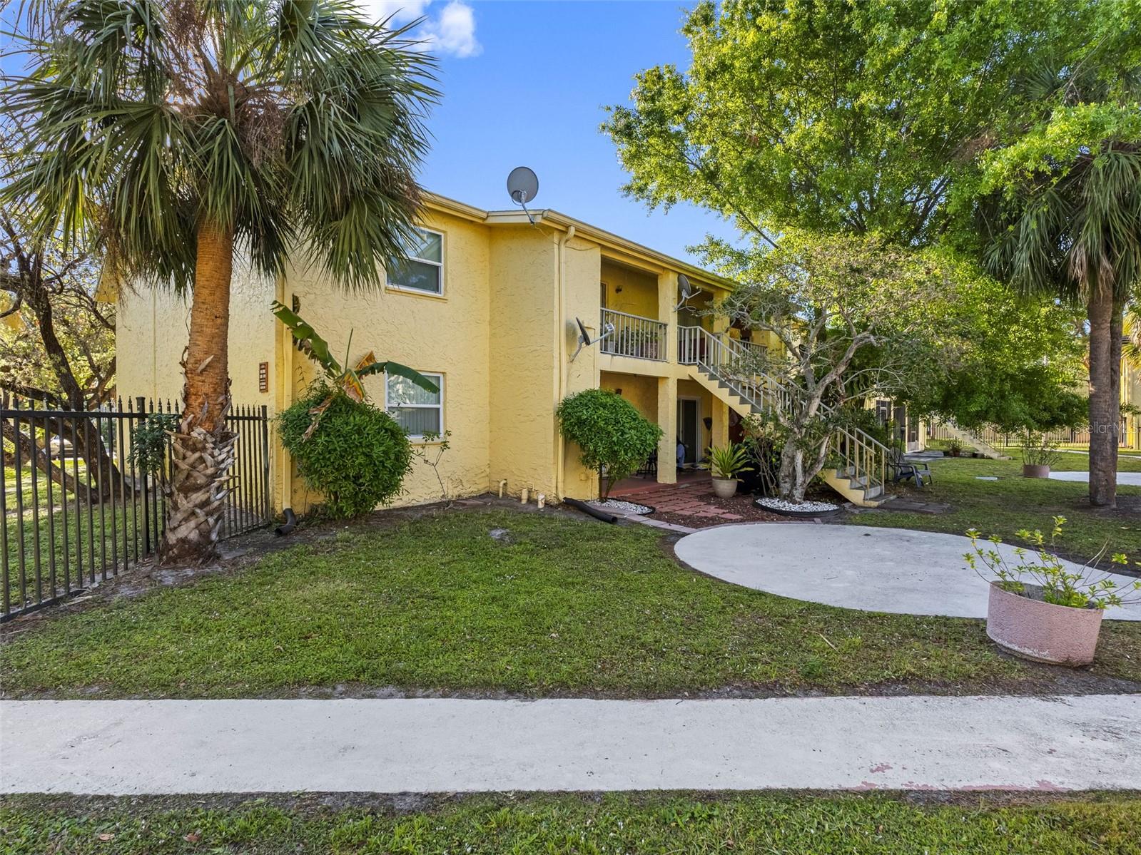 7608 DOLONITA DR #7608, TAMPA, FL, 33615
