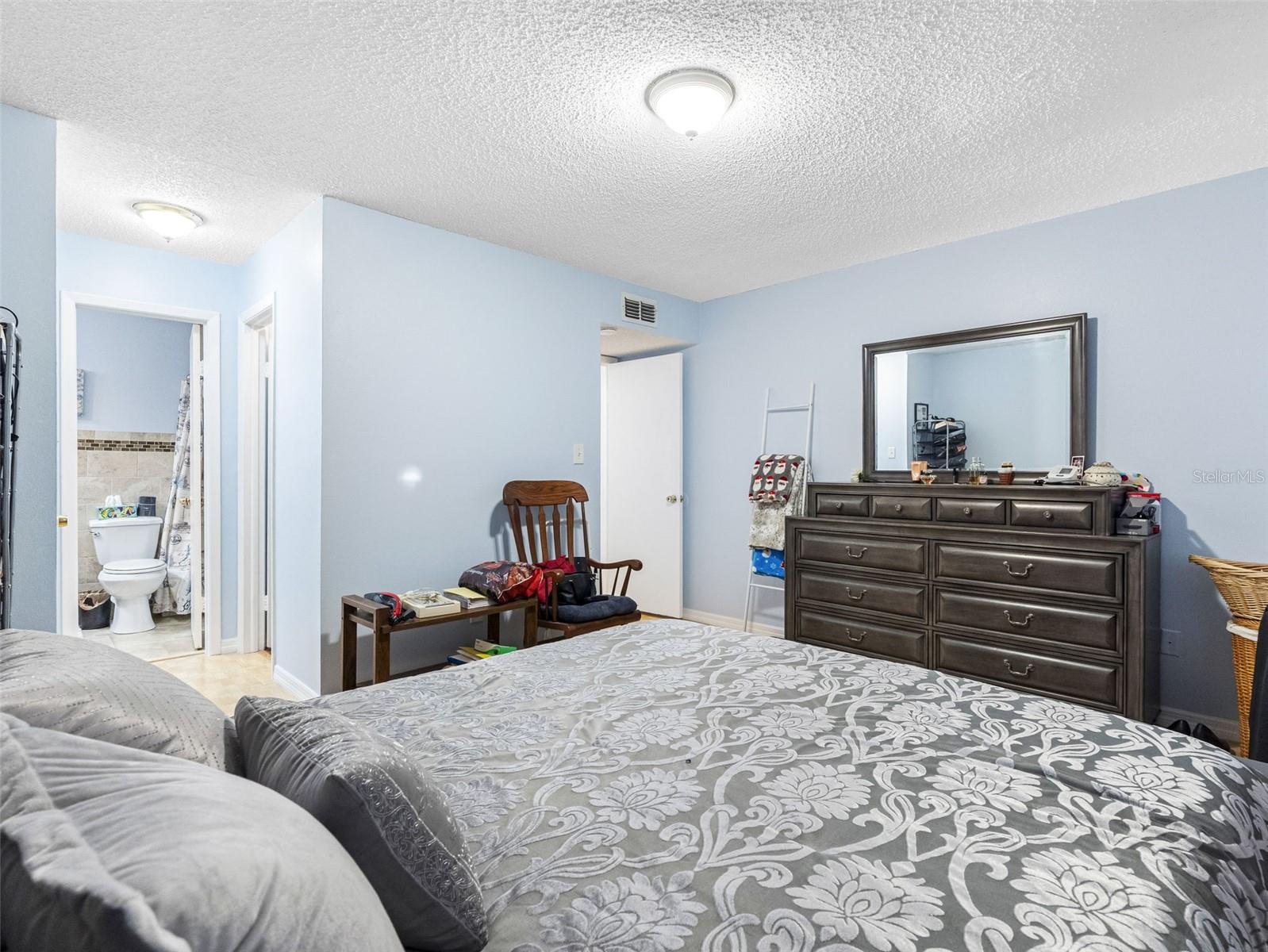 7608 DOLONITA DR #7608, TAMPA, FL, 33615