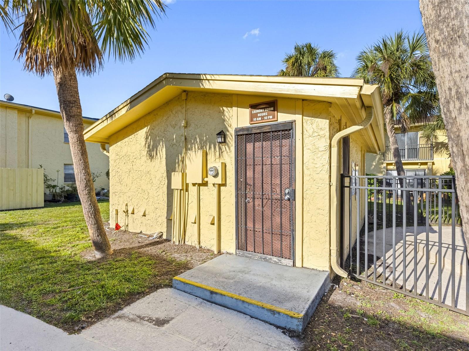 7608 DOLONITA DR #7608, TAMPA, FL, 33615