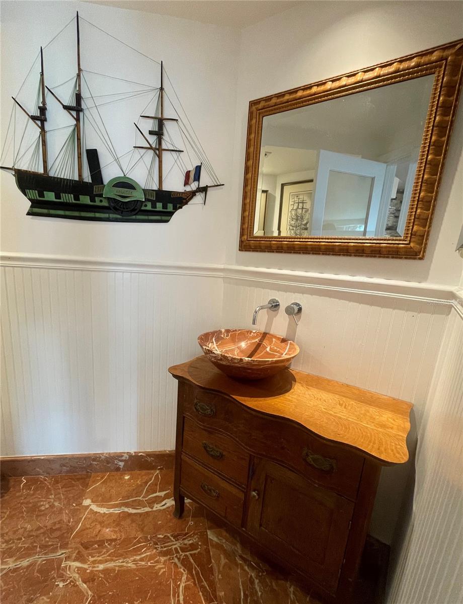 936 BLVD OF THE ARTS #19, SARASOTA, FL, 34236
