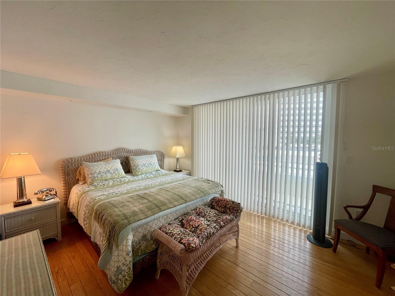 936 BLVD OF THE ARTS #19, SARASOTA, FL, 34236