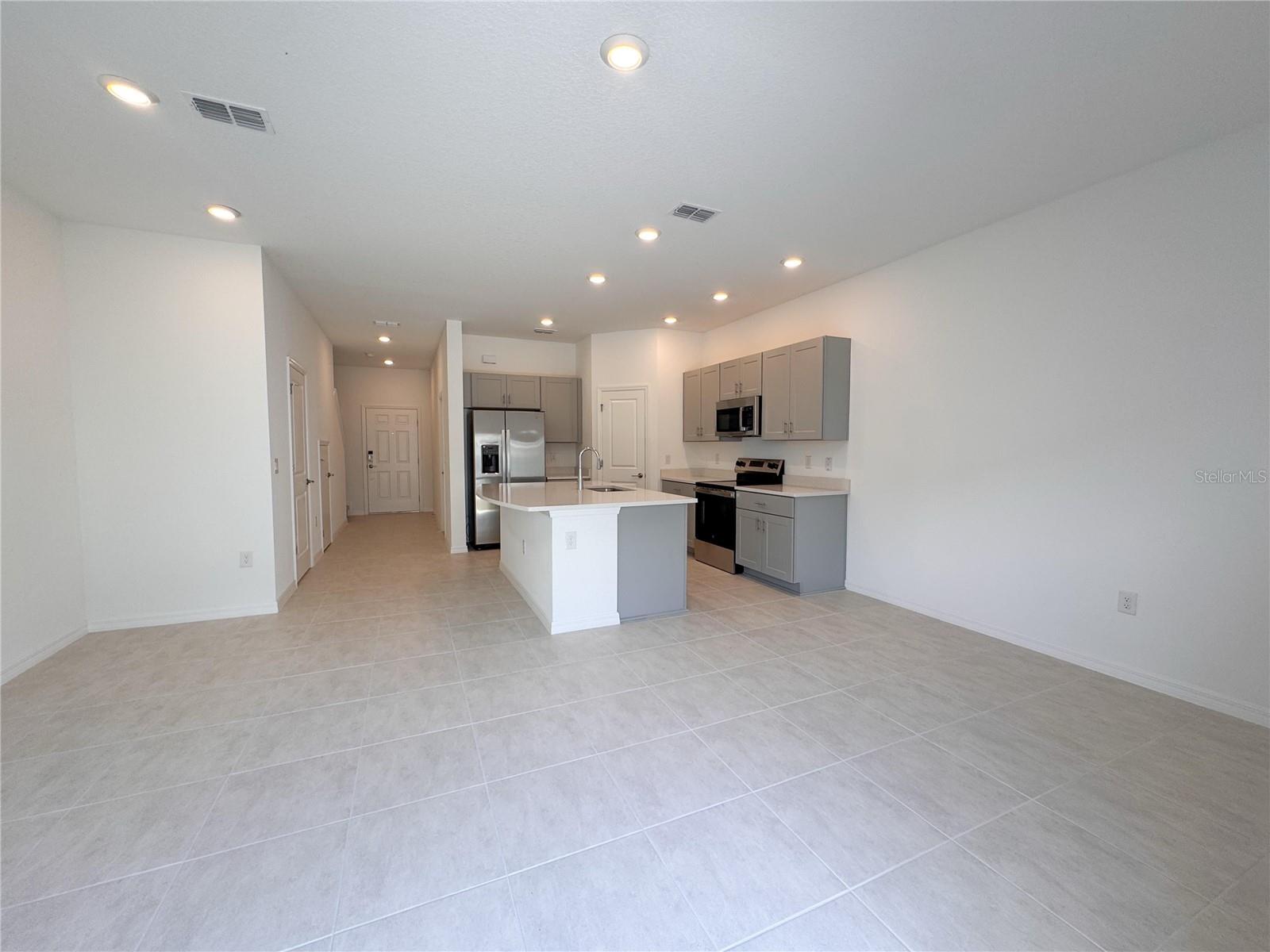2807 PUFFIN PL, DAVENPORT, FL, 33837