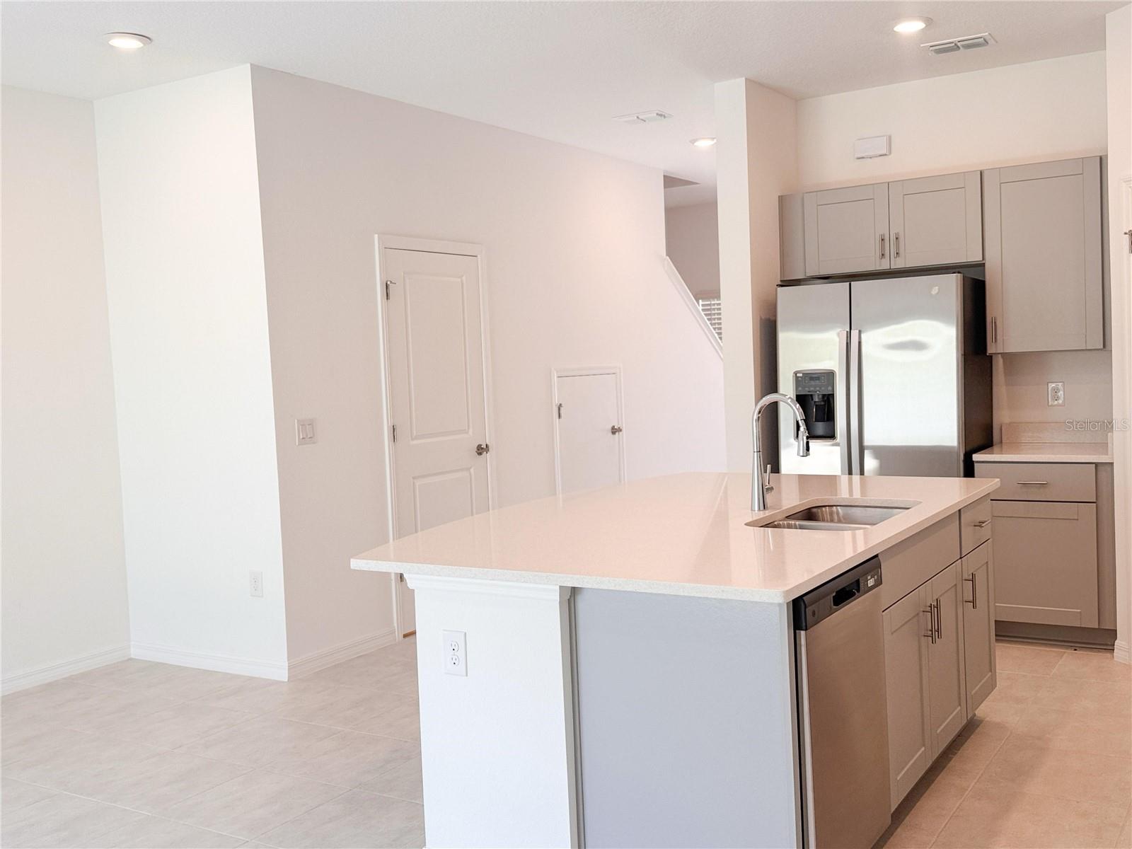 2807 PUFFIN PL, DAVENPORT, FL, 33837