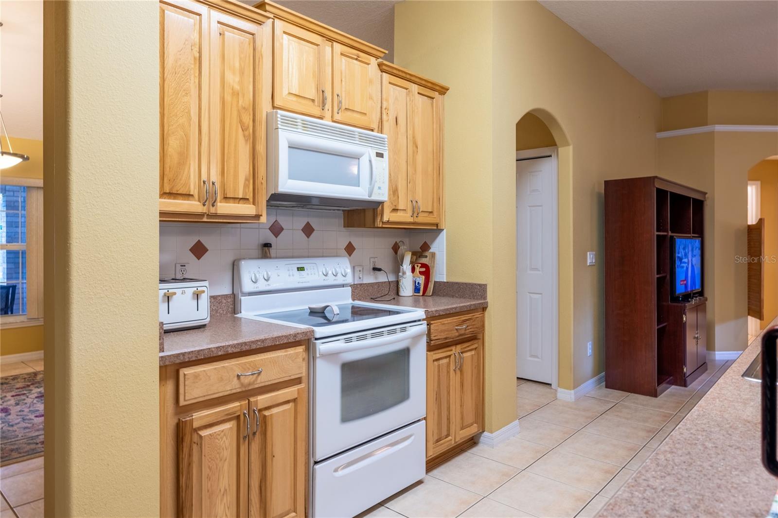232 WESTCHESTER DR, DELAND, FL, 32724