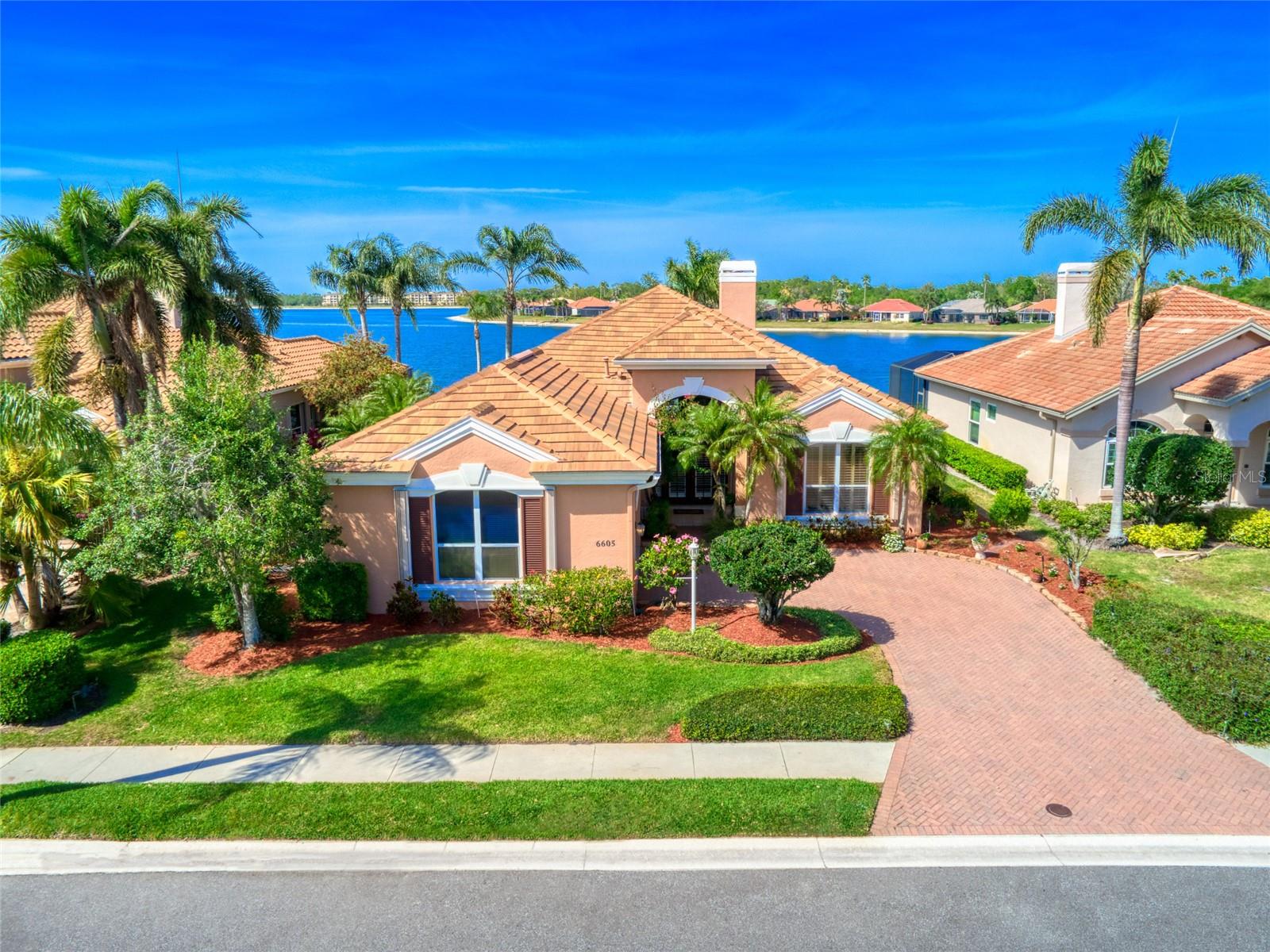 6605 WATERS EDGE WAY, LAKEWOOD RANCH, FL, 34202