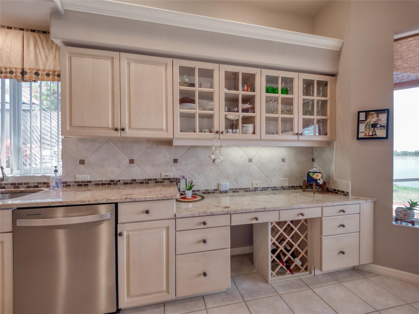 6605 WATERS EDGE WAY, LAKEWOOD RANCH, FL, 34202