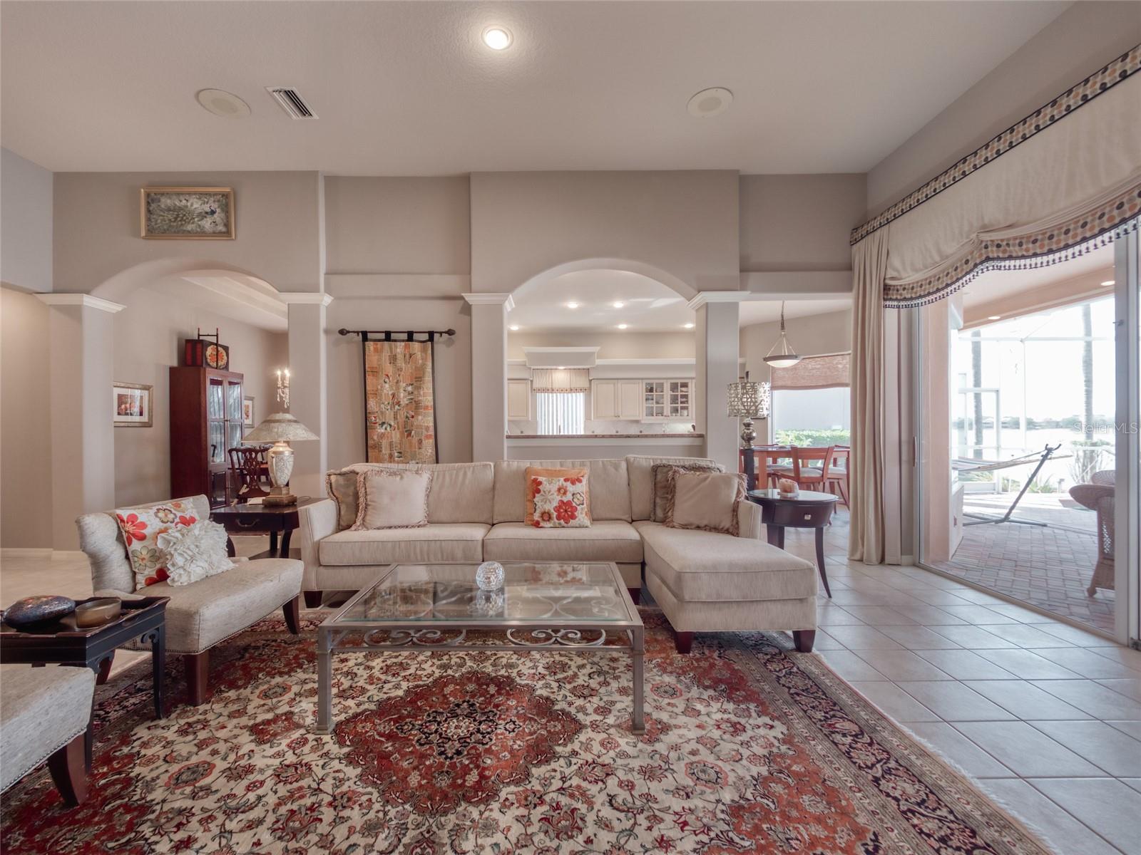 6605 WATERS EDGE WAY, LAKEWOOD RANCH, FL, 34202