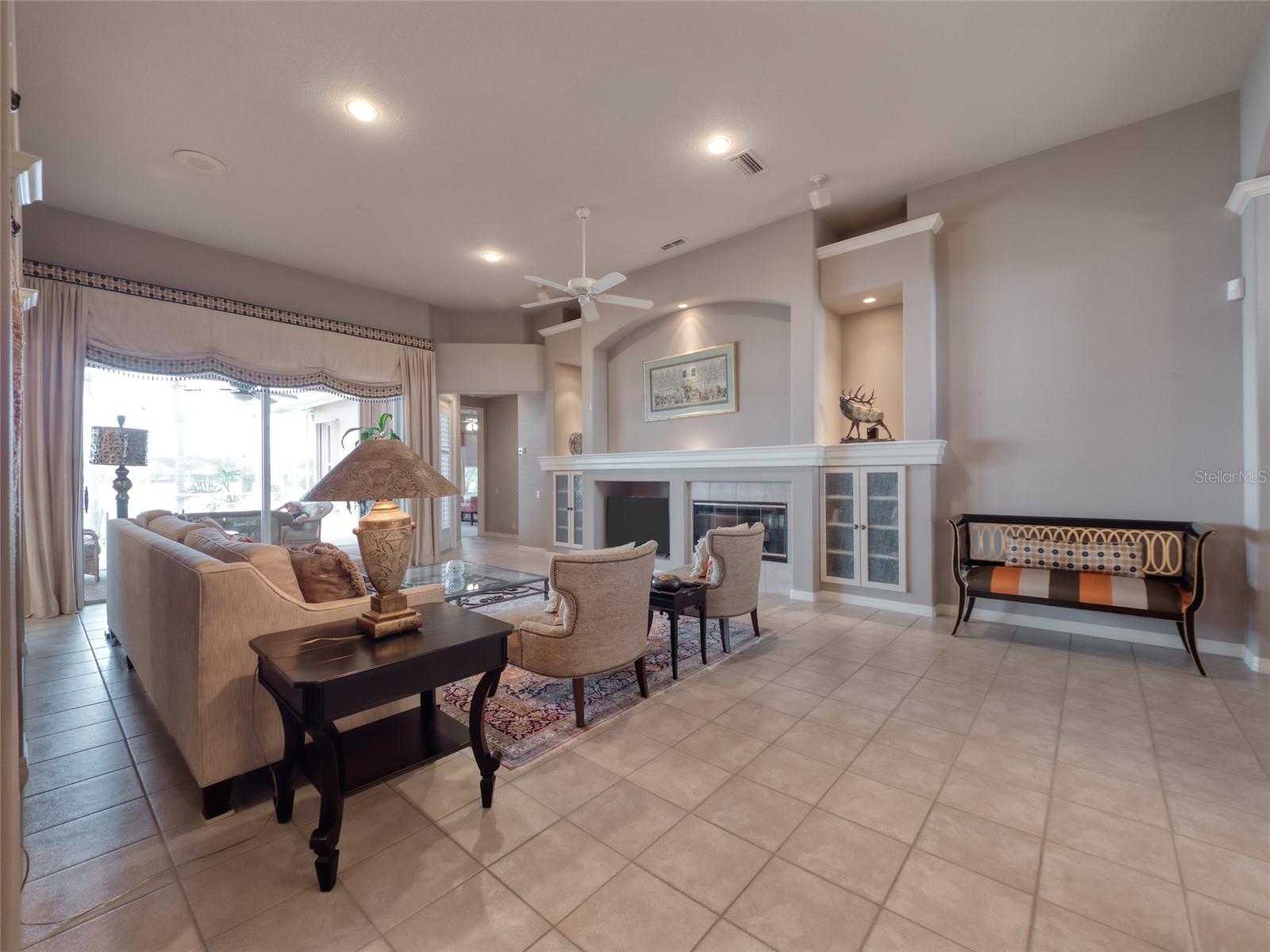 6605 WATERS EDGE WAY, LAKEWOOD RANCH, FL, 34202