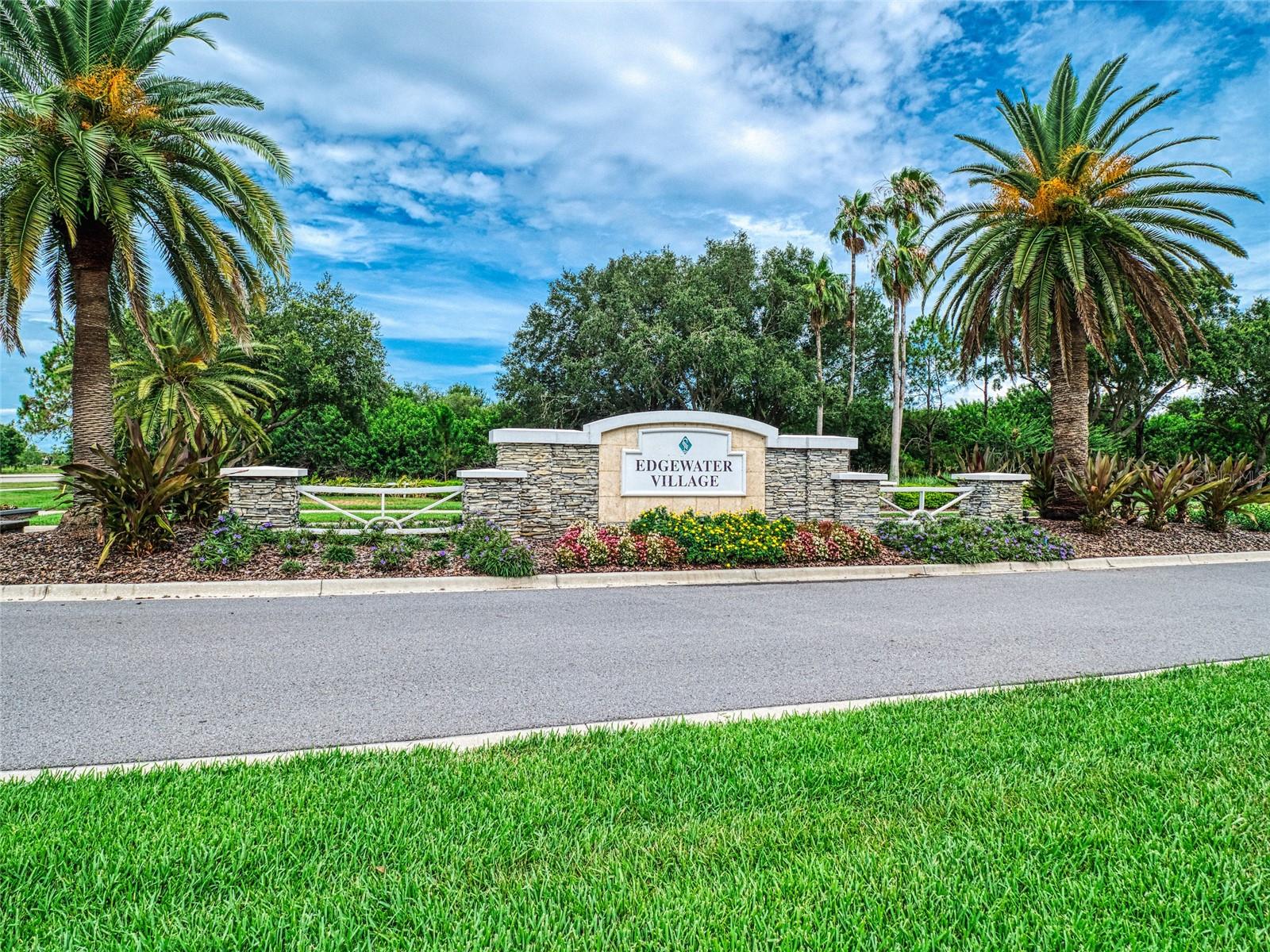 6605 WATERS EDGE WAY, LAKEWOOD RANCH, FL, 34202